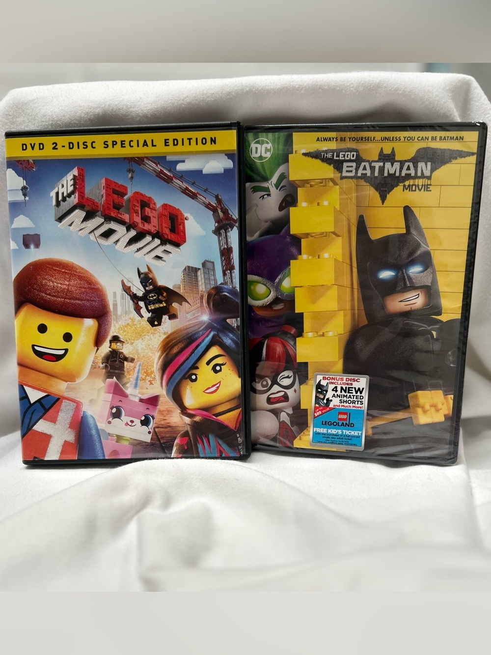 LEGO DVD BUNDLE/THE LEGO BATMAN MOVIE (NWT) & THE LEGO MOVIE 2-DISC EDITION